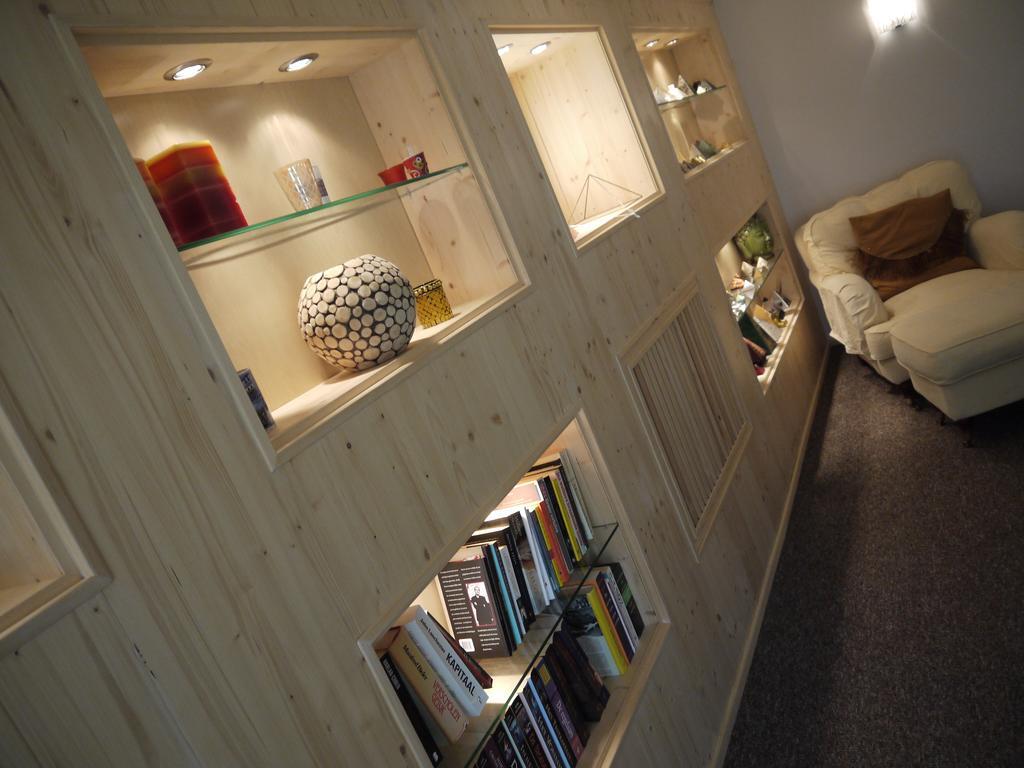 Villa Maximus 야히모프 외부 사진